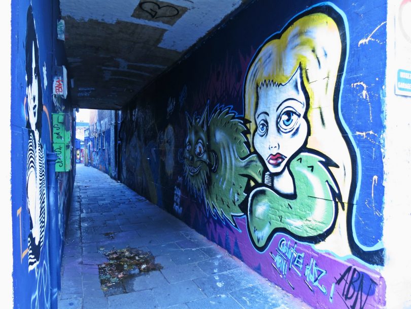 graffiti-genta