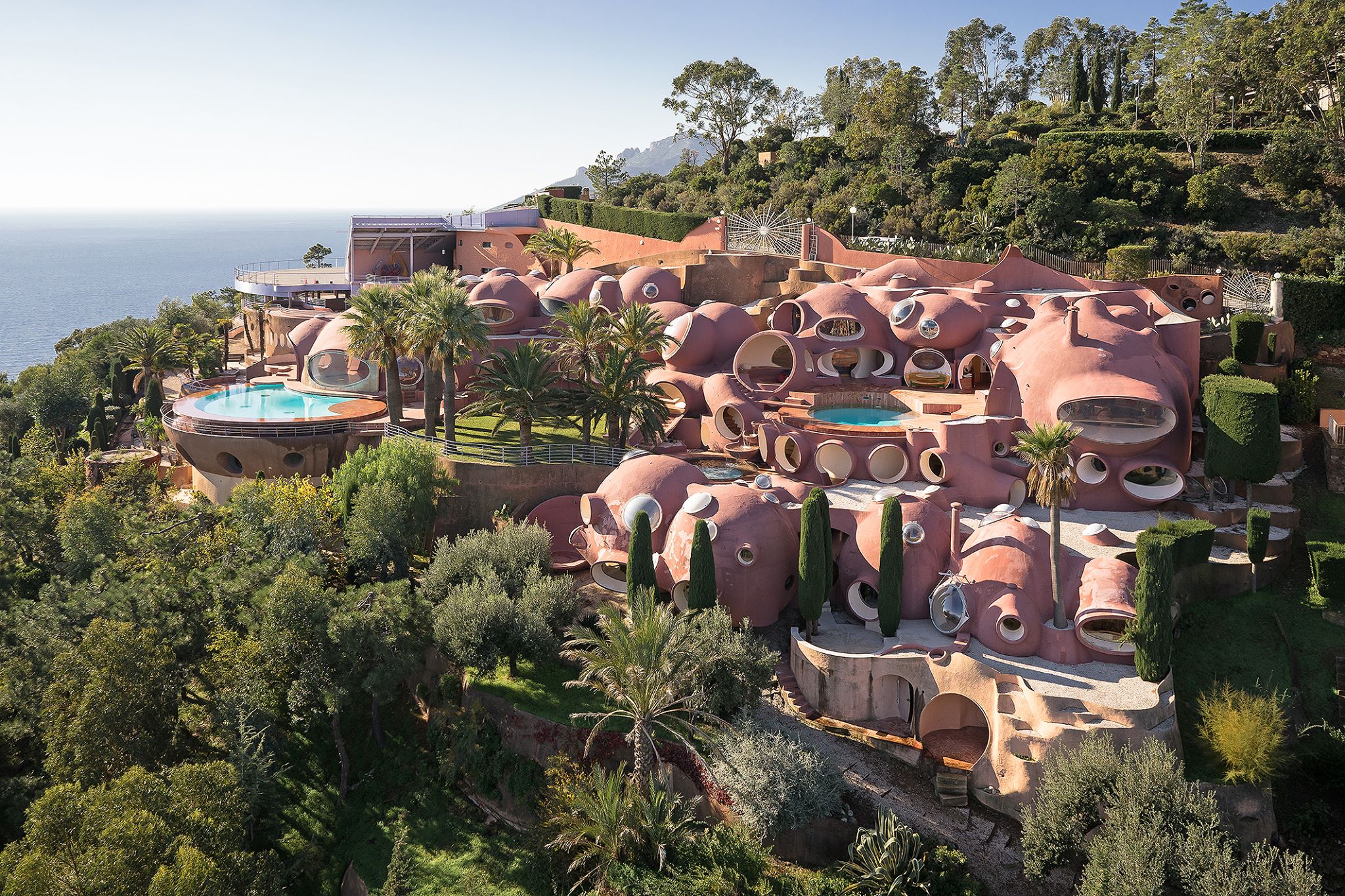 Дворец пузырей пьера кардена. Дворец пузырьков пьера кардена,. Дворец пузырей пьера кардена. 1. Дворец пузырьков пьера кардена,.